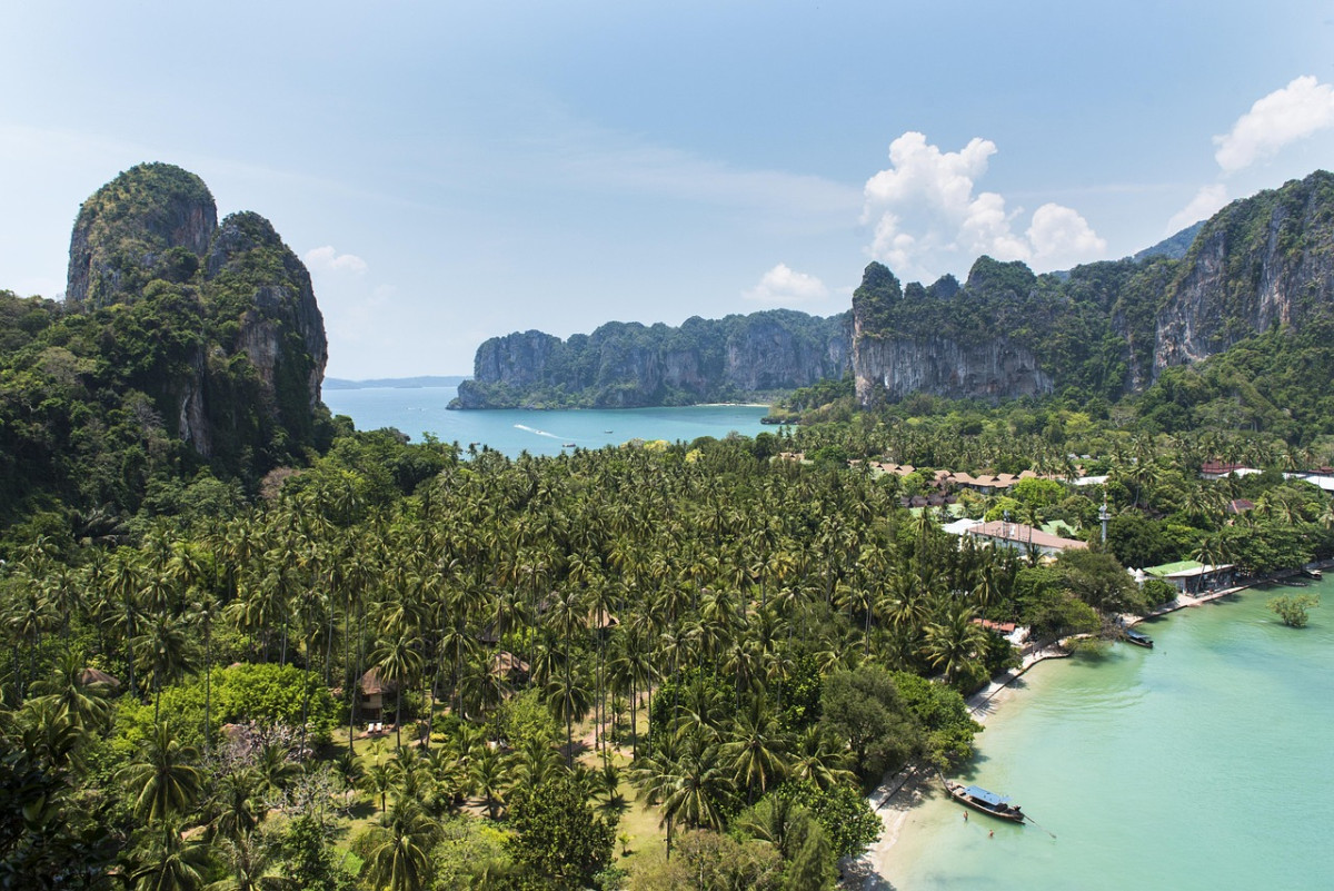 railay bay di krabi thailandia