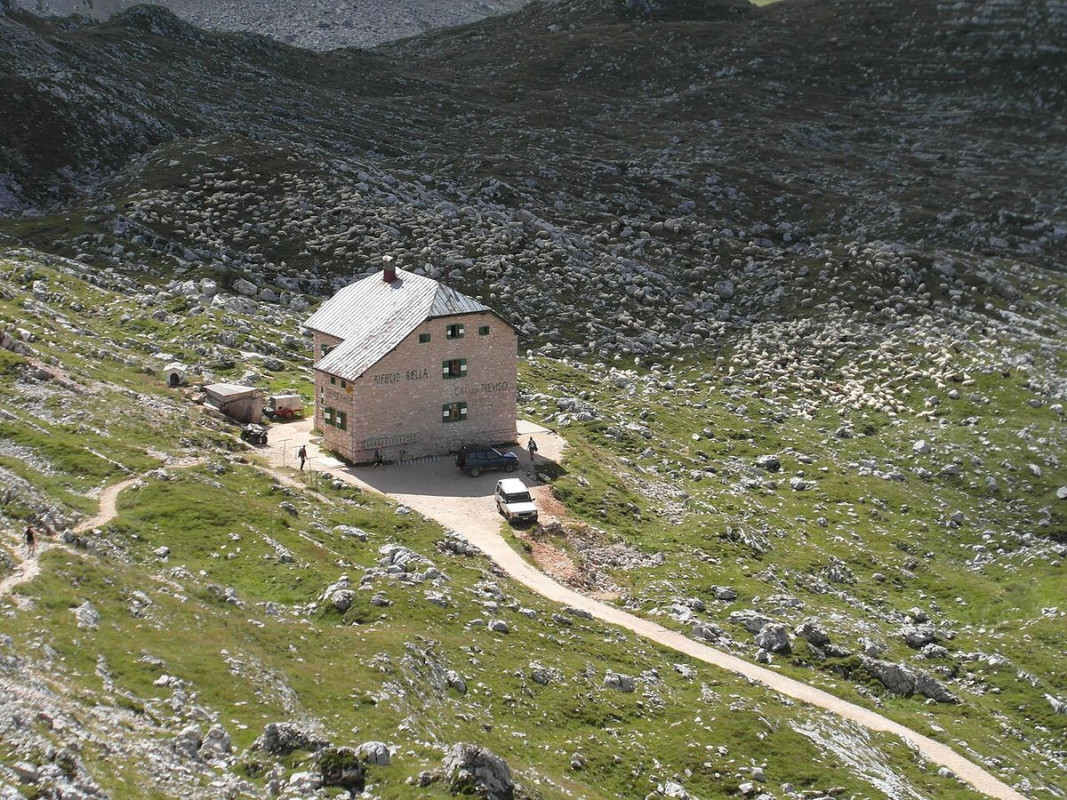 rifugio biella lago braies - foto di llorenzi