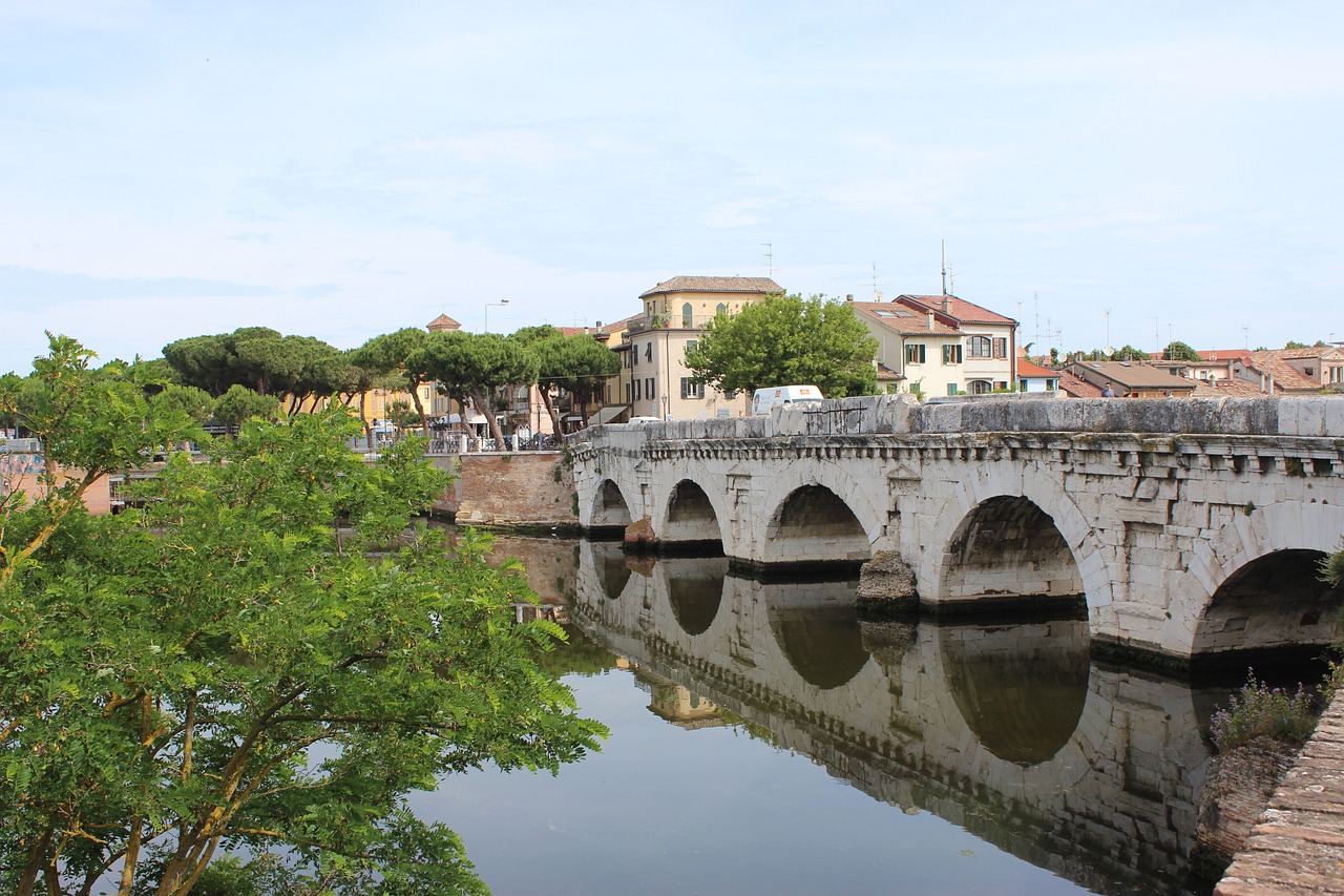 rimini ponte di tiberio citt c3 a0 vista