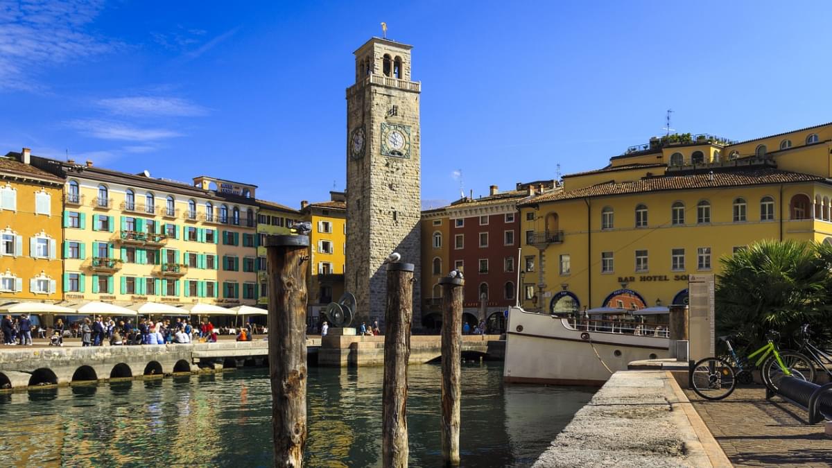 riva del garda garda centro storico 1