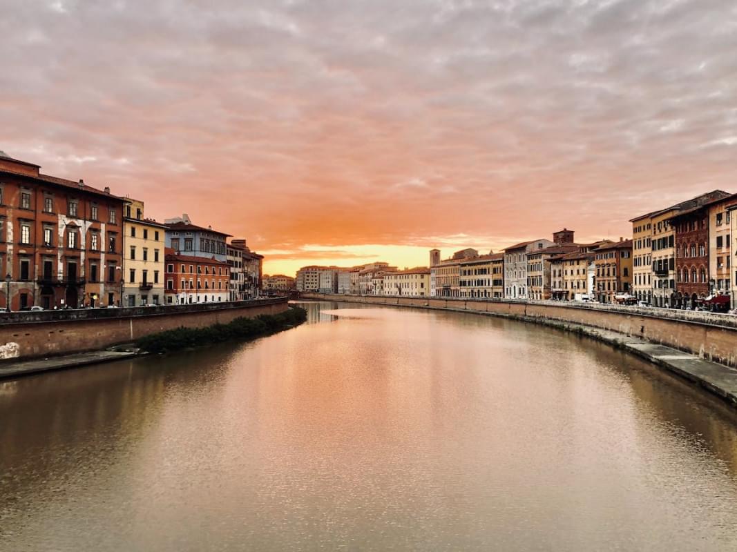 river between buildings 1