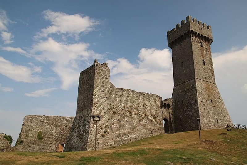 rocca di radicofani 01