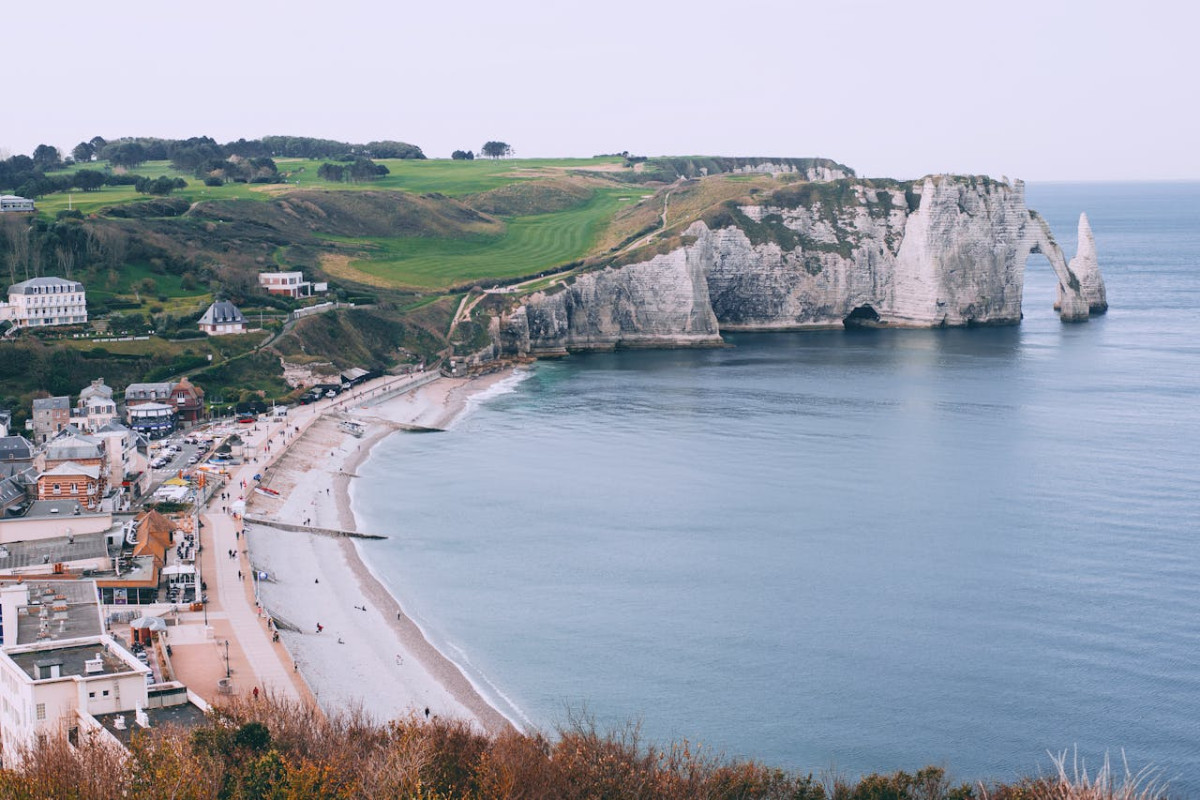 rocky coast near calm sea