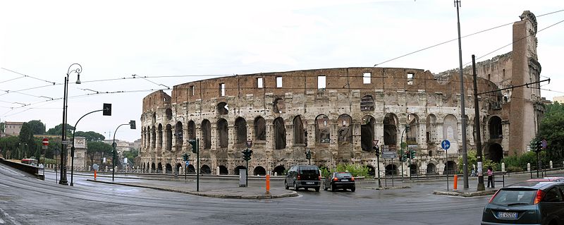 Piazza Del Colosseo