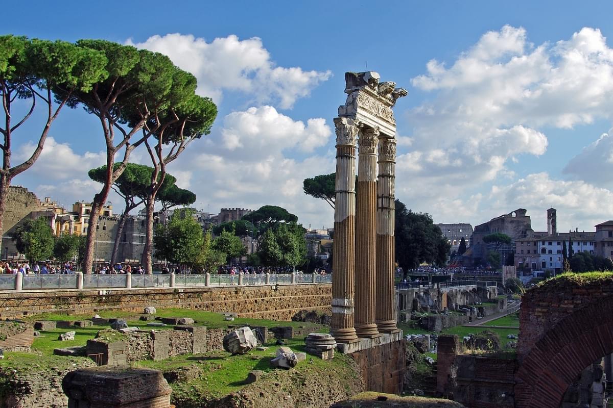 roma fori imperiali italia