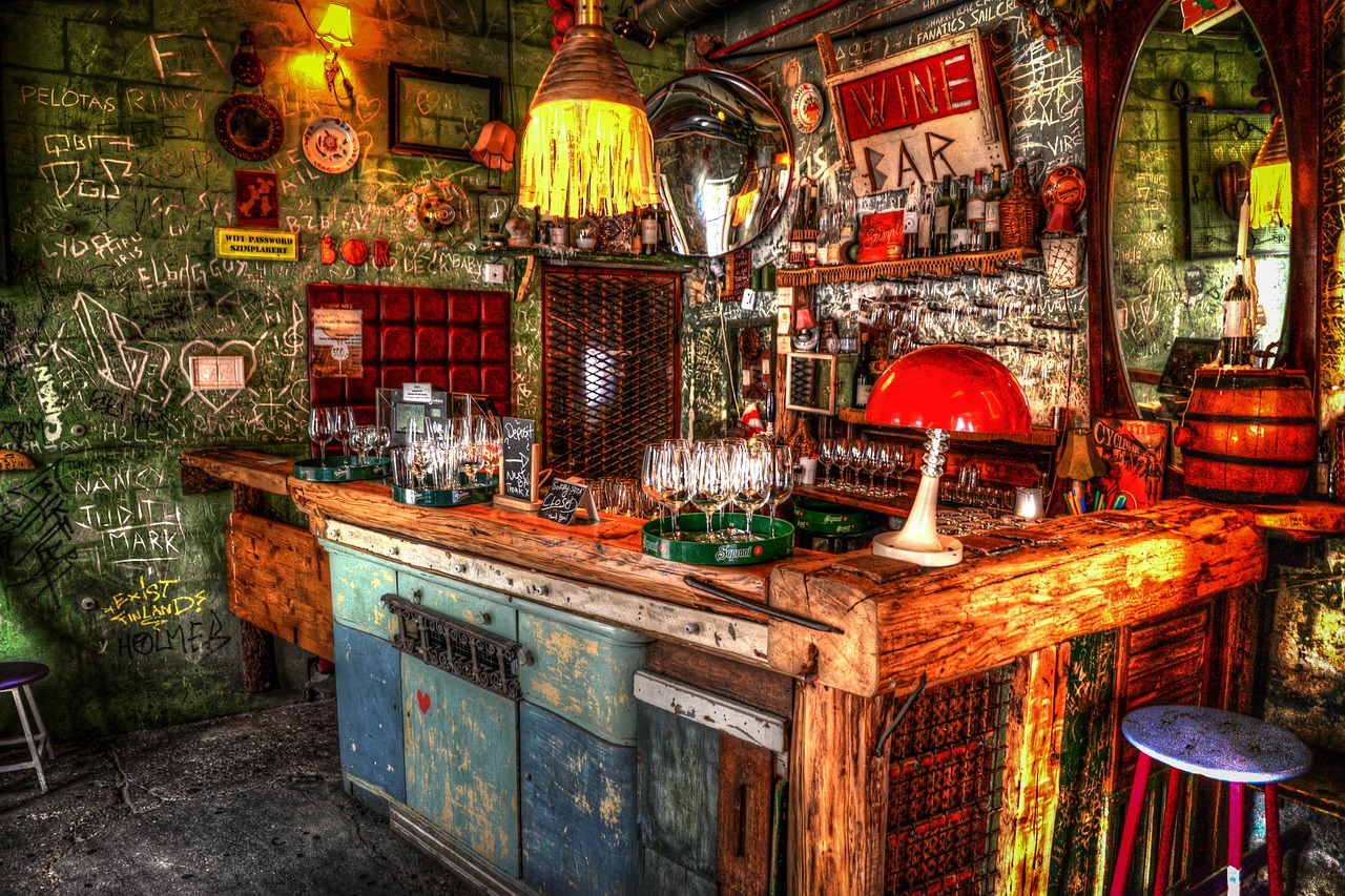 Bar Budapest Rovina Hdr Citt C3 A0