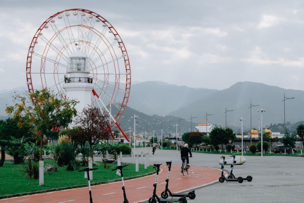 ruota panoramica batumi - foto di ????? ?????????