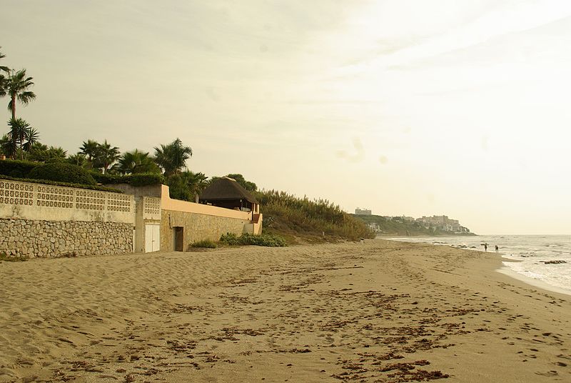 s d es en marbella cabo pino playa al norte panoramio 39