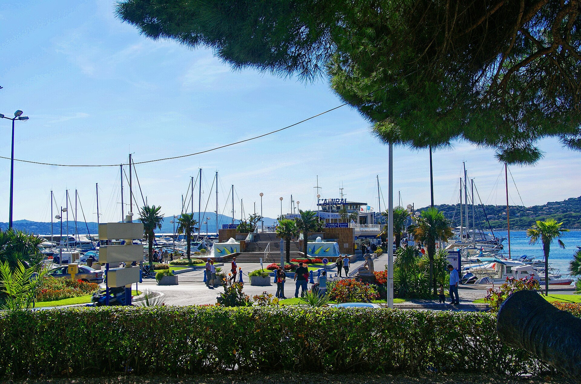 sainte maxime rue gabriel peri view sw i