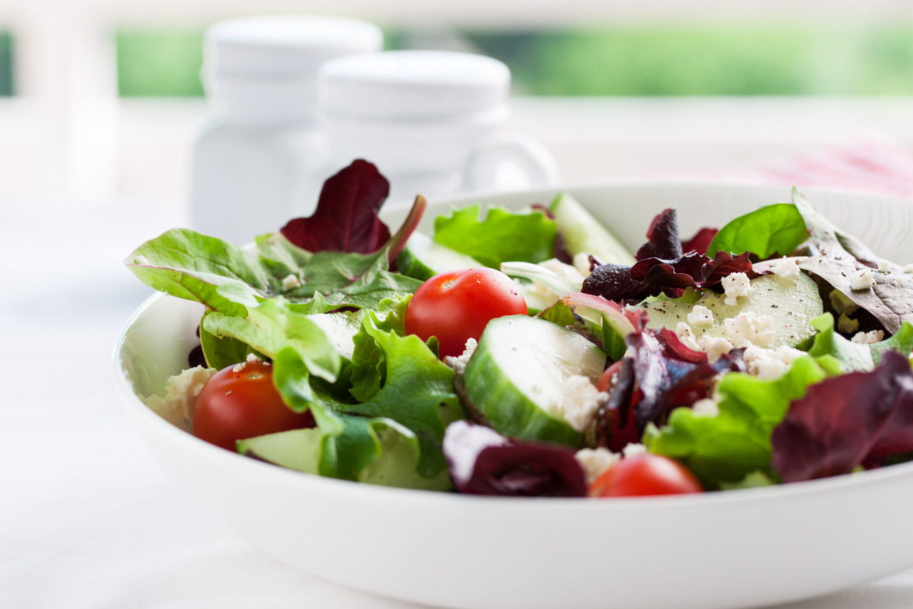 salad with cucumber tomato