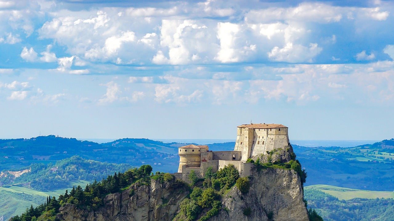 san leo rocca castello cagliostro