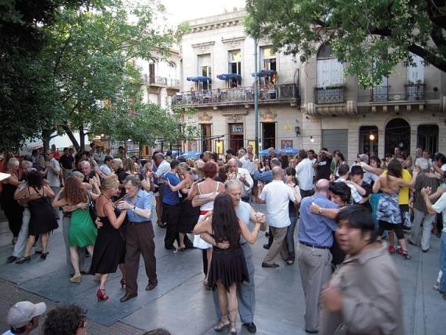 san telmo plaza tango