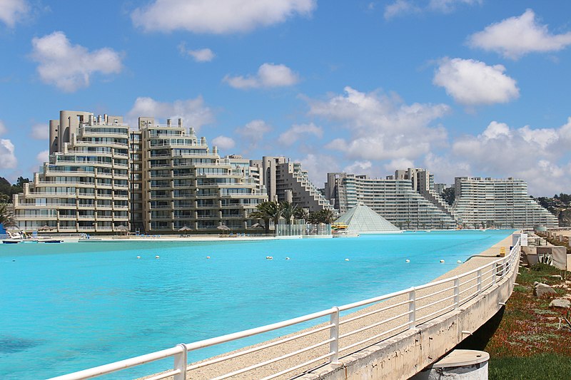 La piscina più grande del mondo