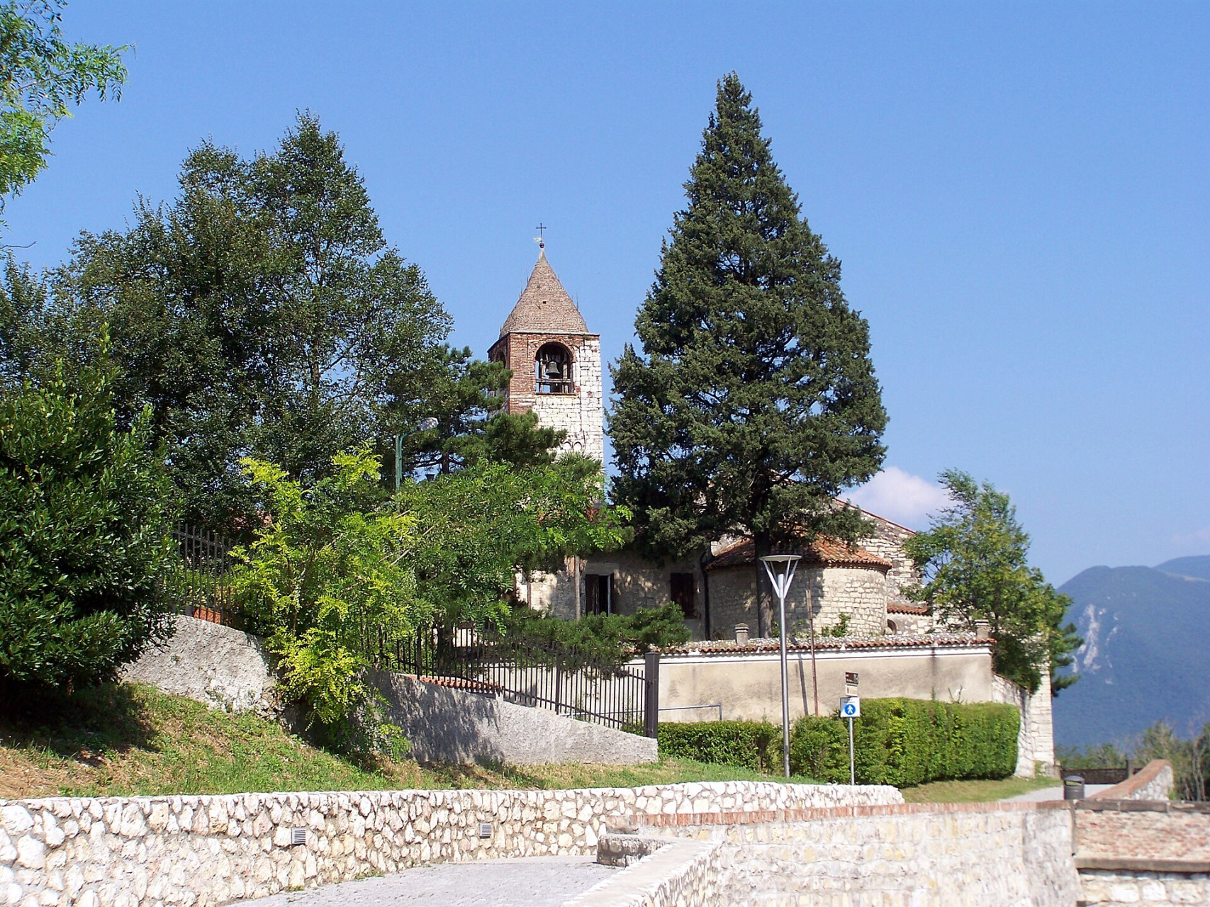 sanpietroinlamosaingresso20080803