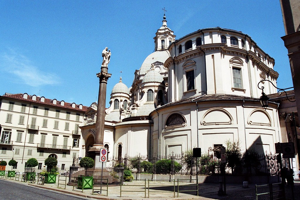 santuario della consolata turin pia mont italie