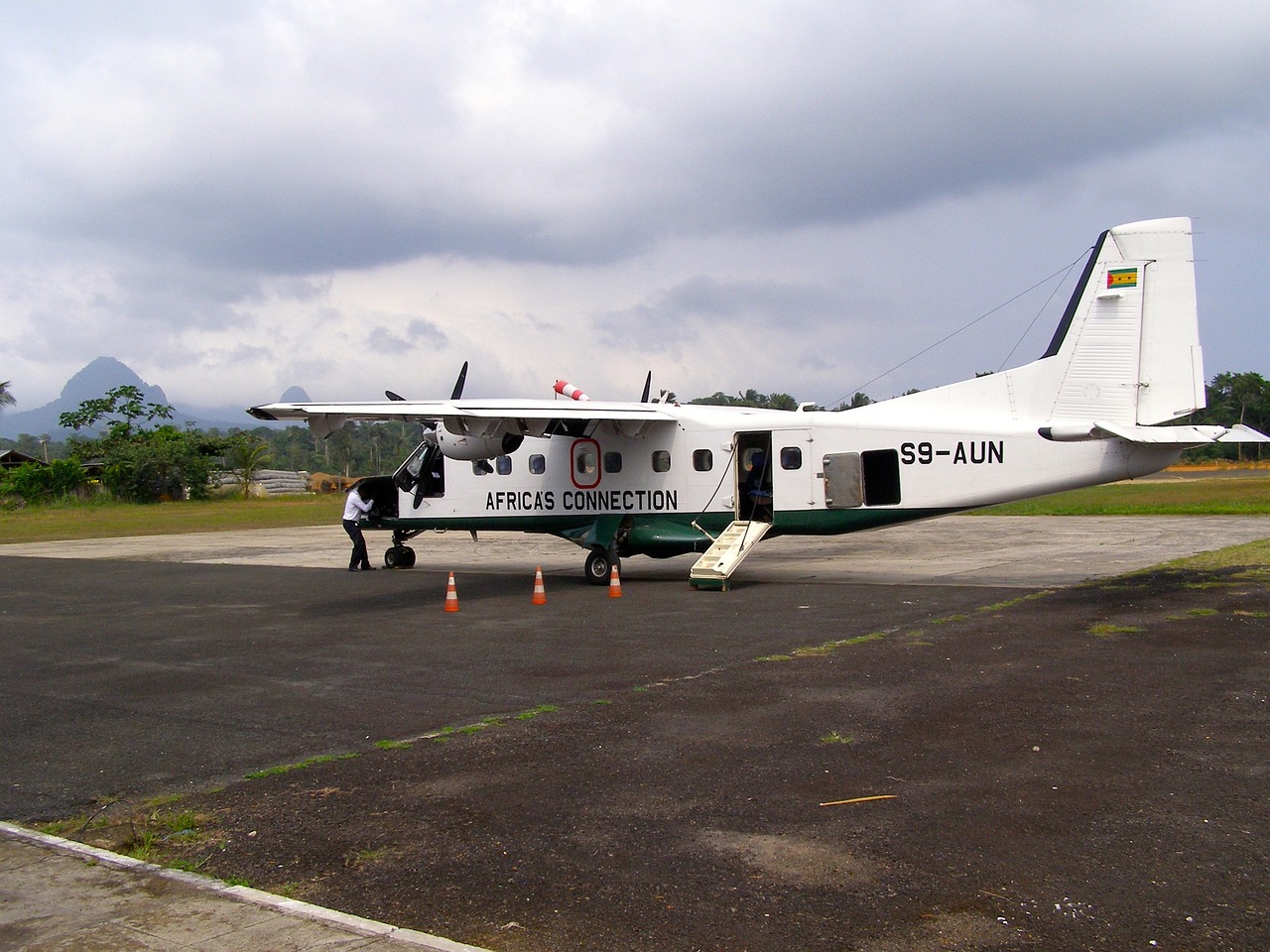 sao tome africa aereo aeroporto 1