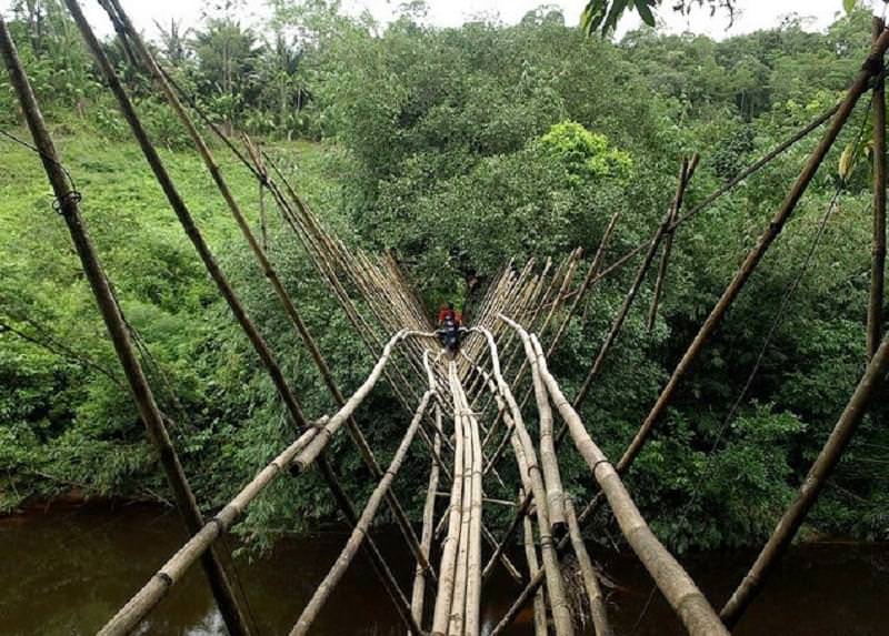 sarawak bridge