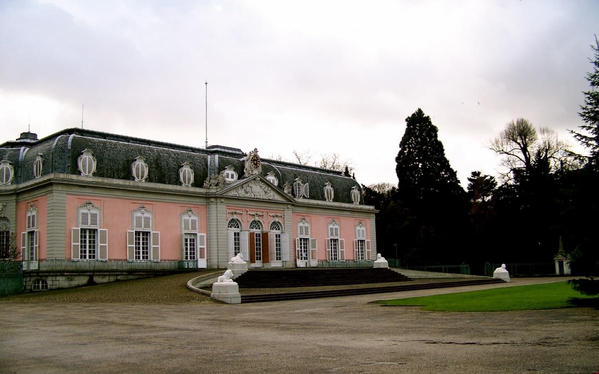 schloss benrath dusseldorf germania