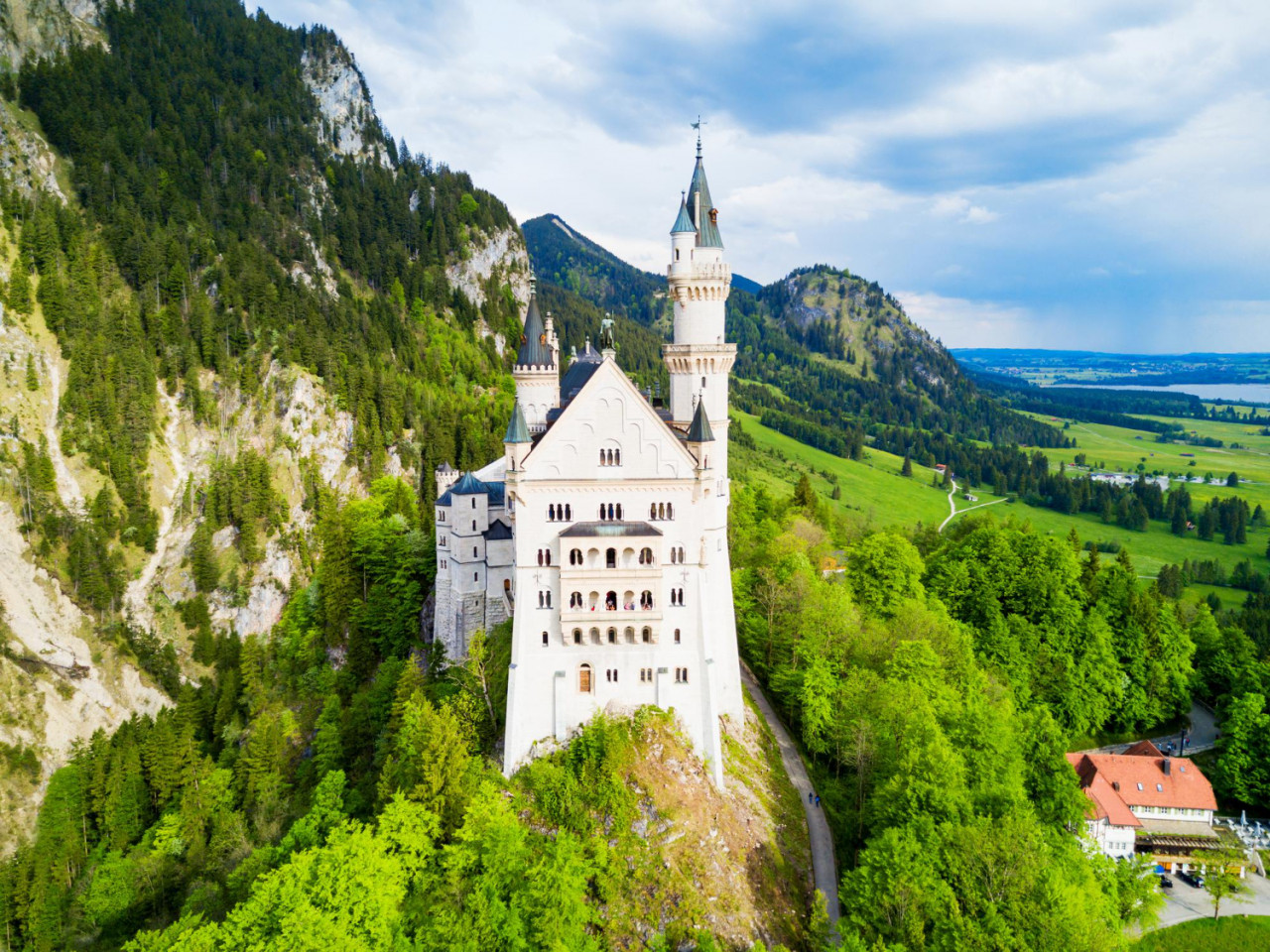 schloss neuschwanstein new swanstone castle aerial panoramic view neuschwanstein castle is romanesque revival palace hohenschwangau village near fussen bavaria germany