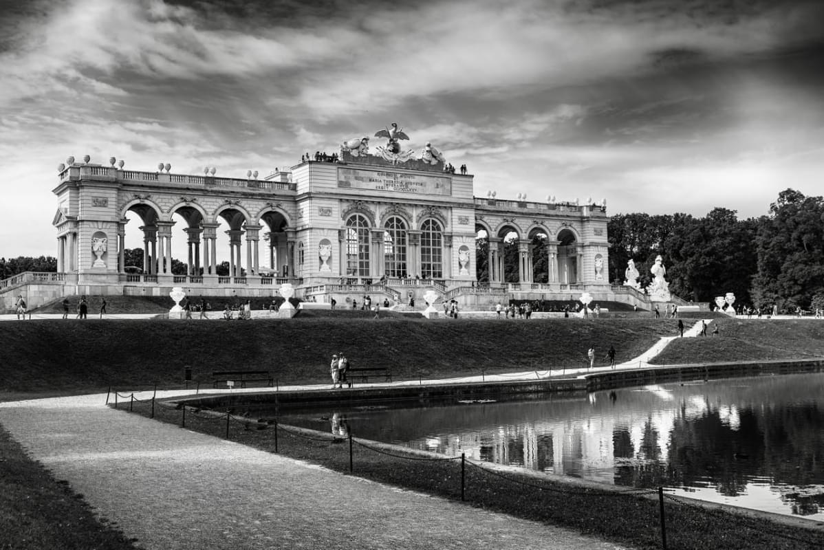 schonbrunn palace esterno