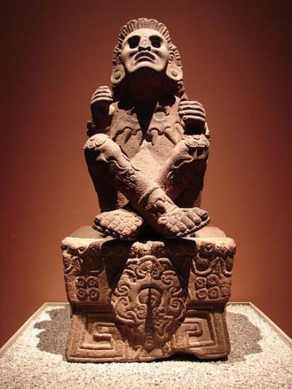 scultura di mictlantecuhtli