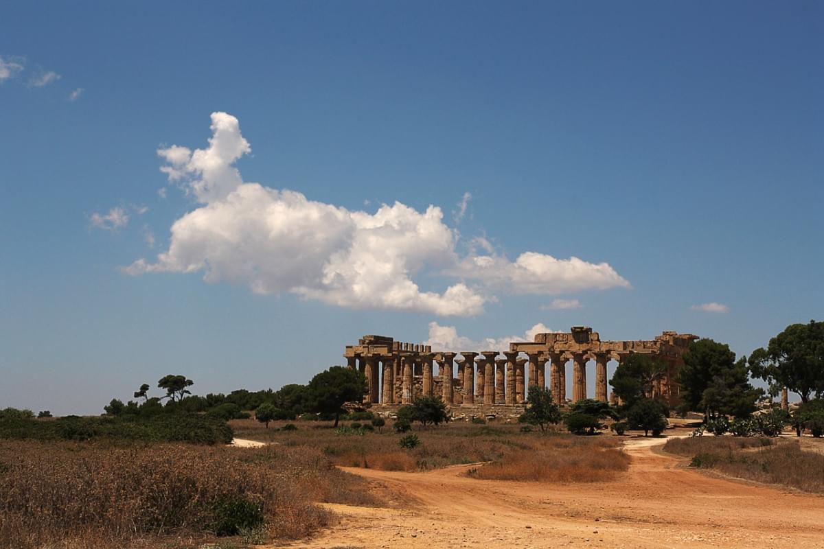 segesta sicilia paesaggio segesta