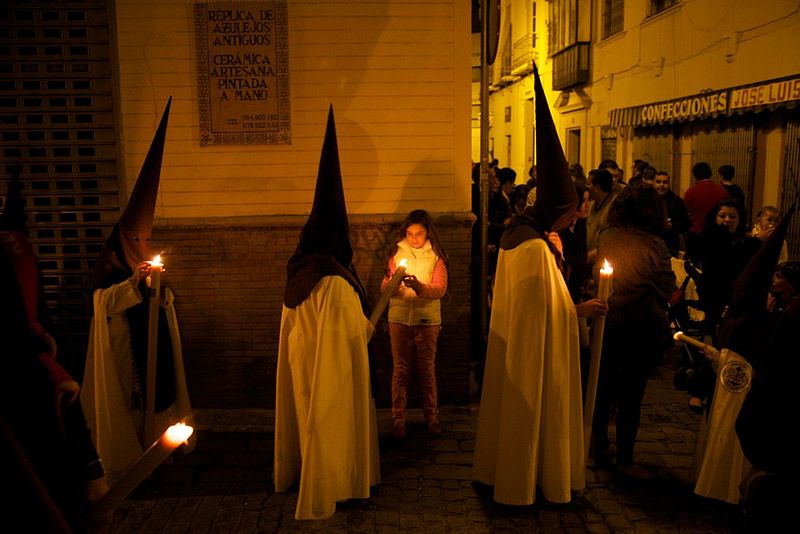 processione di pasqua nella cattedrale di siviglia