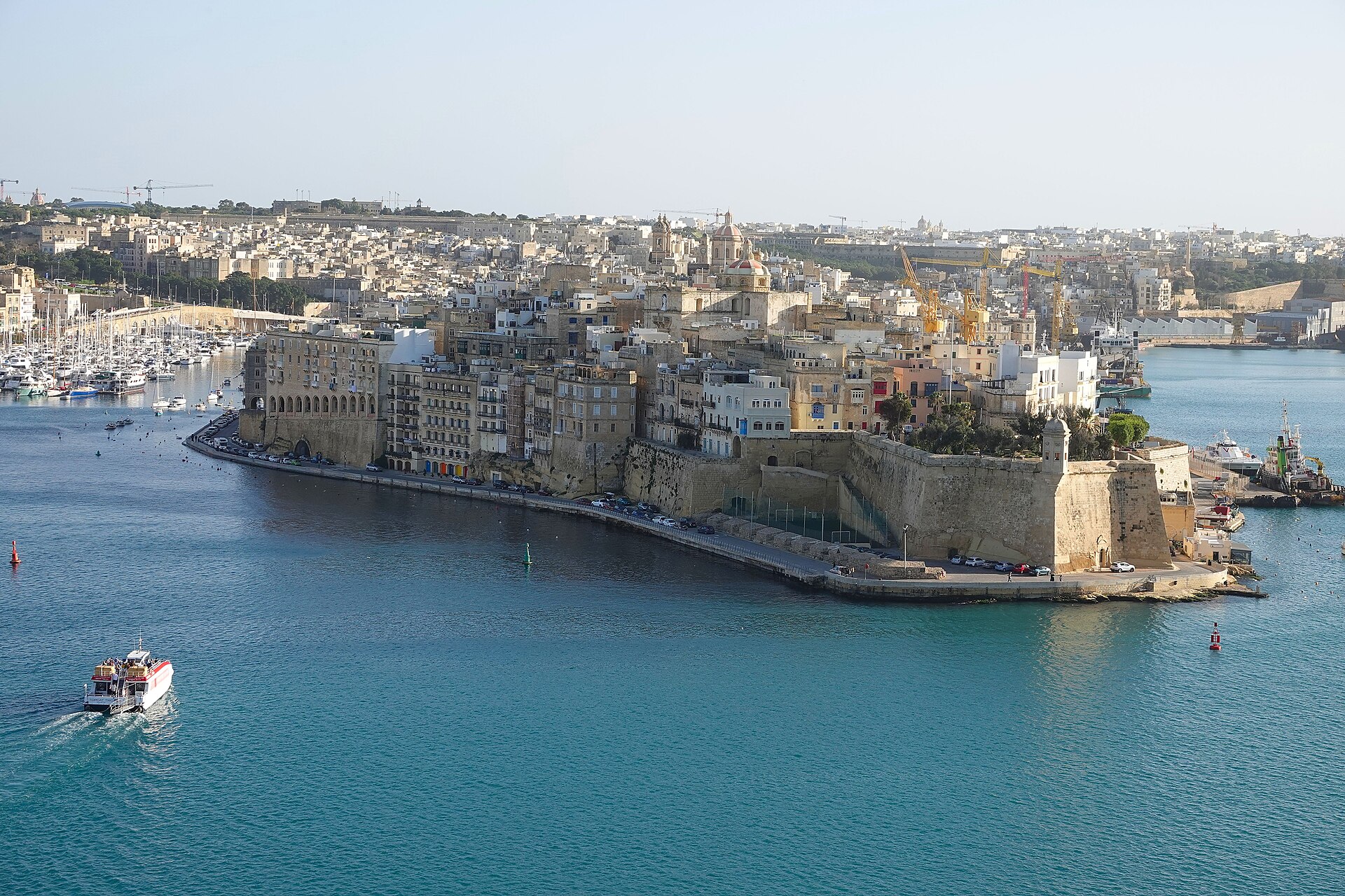Vista panoramica del borgo fortificato di Senglea