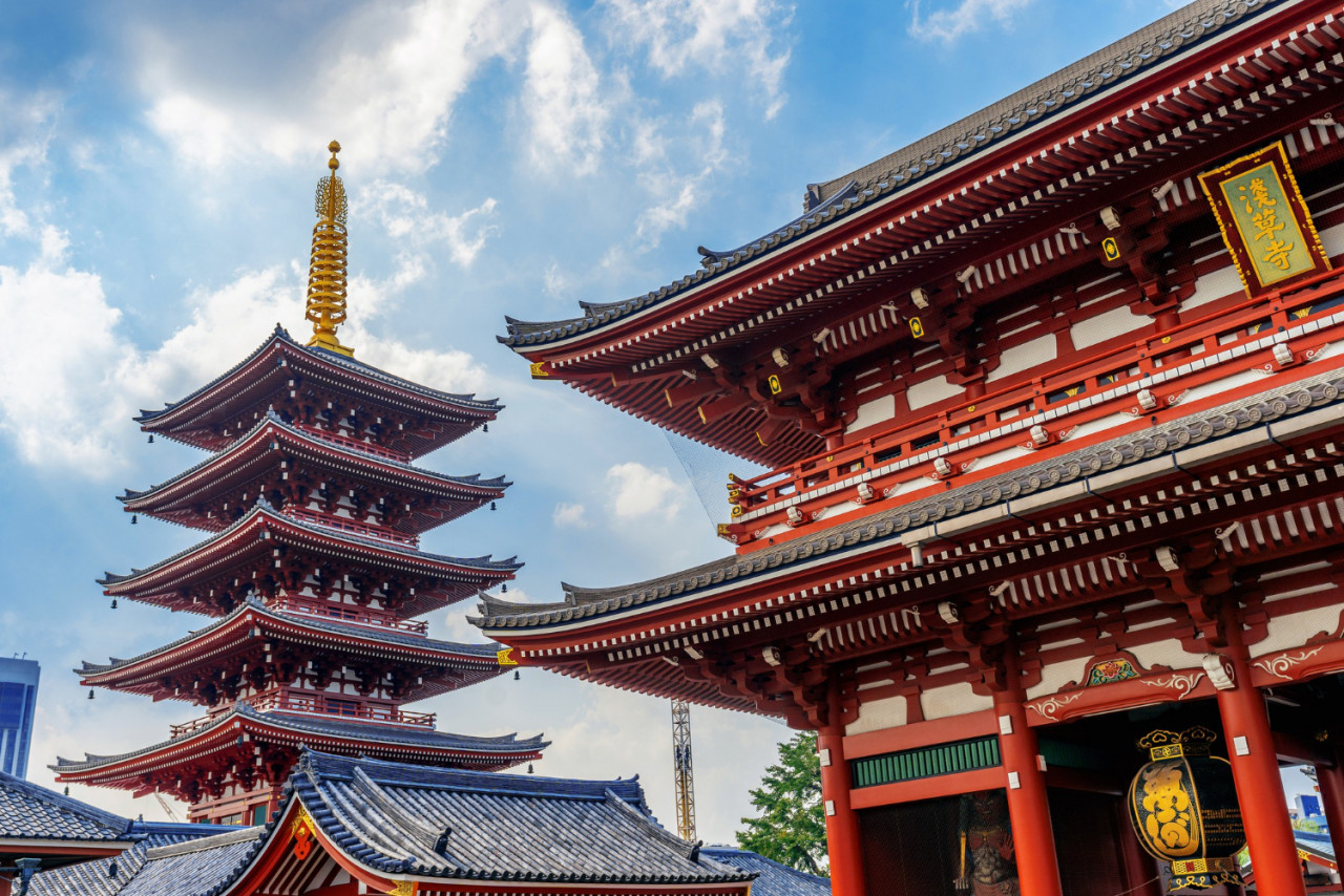 senso ji temple asakusa tokyo japan