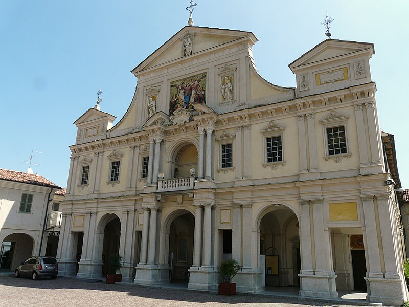 serralunga di crea sacro monte santuario esterna1