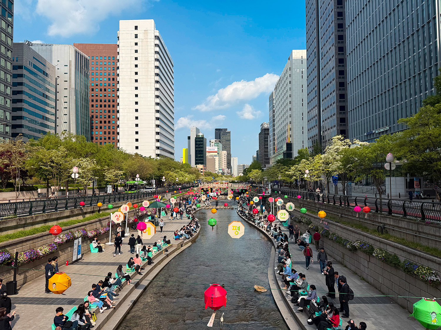 seul cheonggyecheon stream