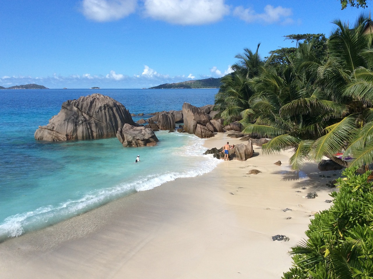 seychelles la digue spiaggia