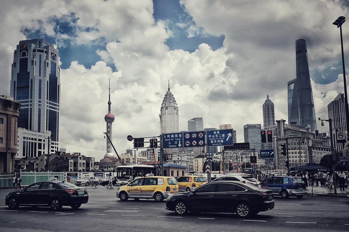 shanghai traffico architettura 1