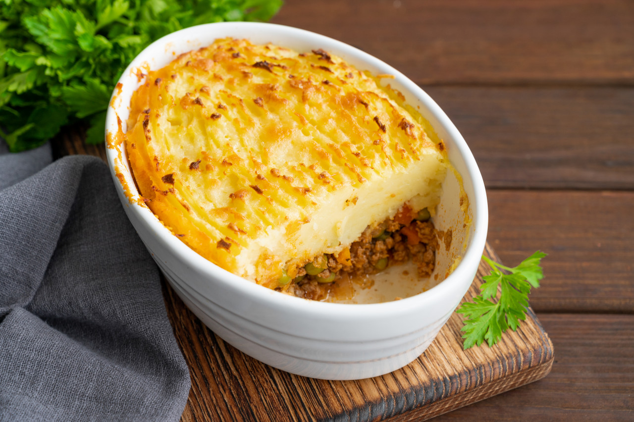 shepherds pie casserole dish traditional british dish with minced meat mashed potatoes