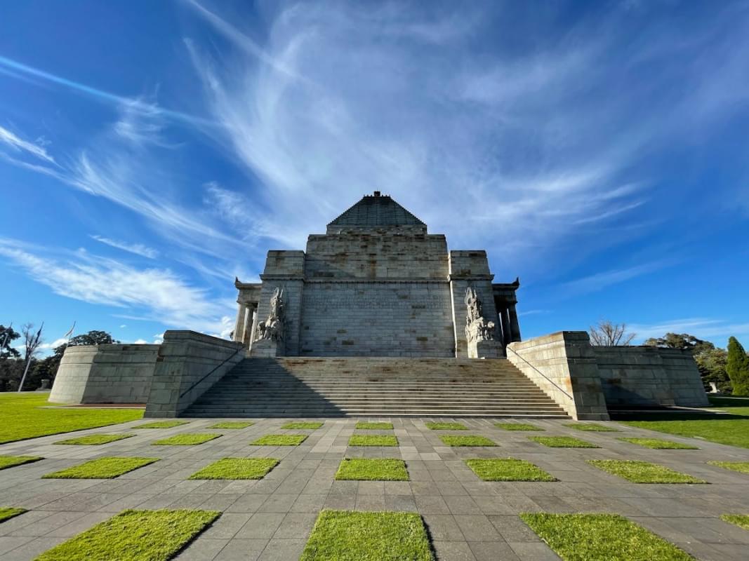 shrine of remembrance in melbourne