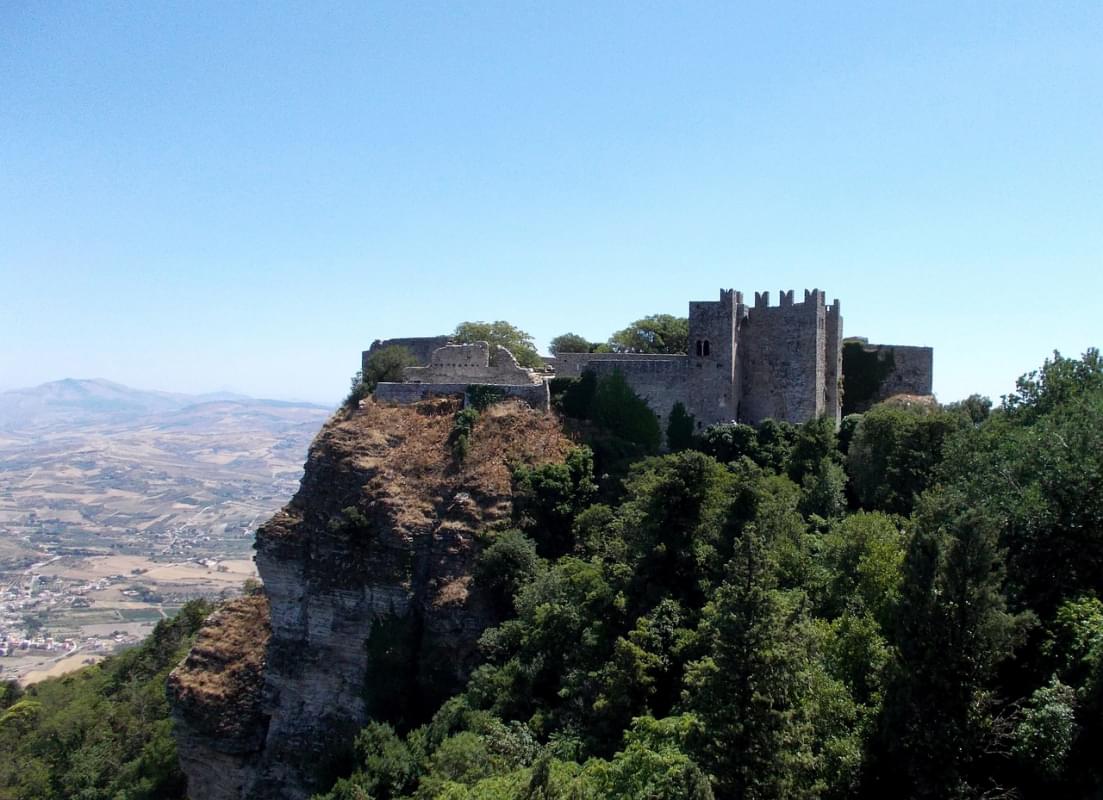 sicilia castello erice panorama