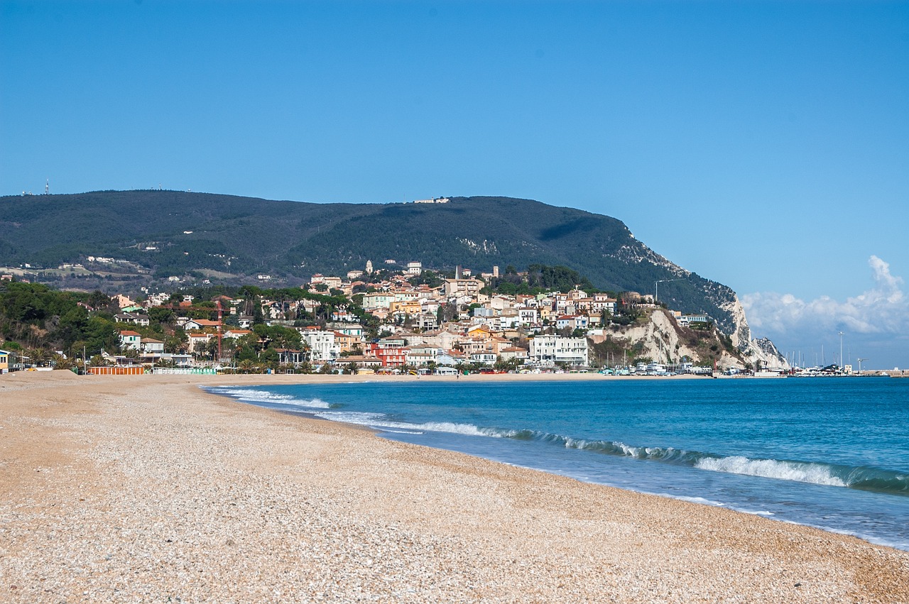 sirolo monte conero conero spiaggia 1