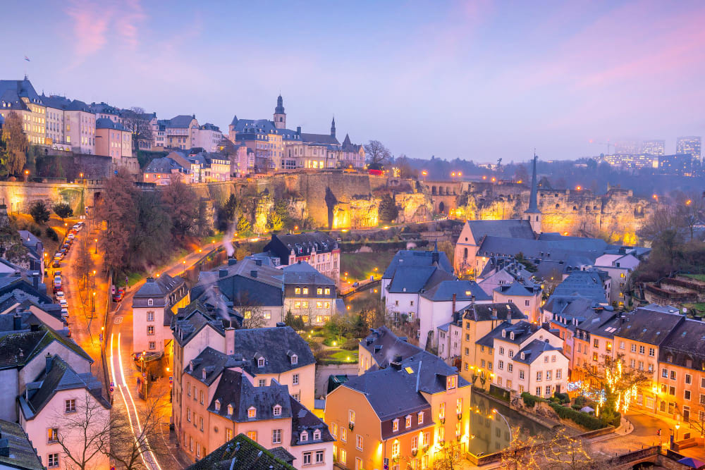 skyline della citta vecchia della citta di lussemburgo dalla vista dall alto in lussemburgo