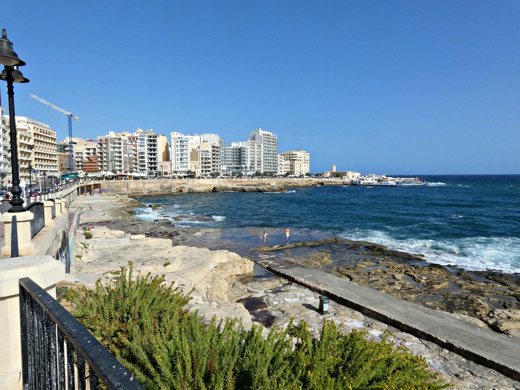 sliema qui si sana seafront