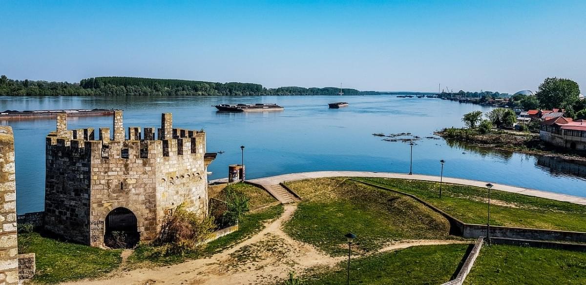 smederevo serbia medievale torre 1