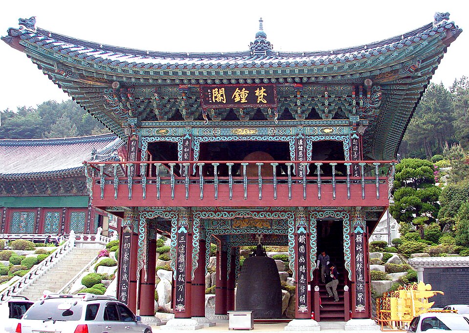 south korea busan samgwangsa bell pavilion 3245 06
