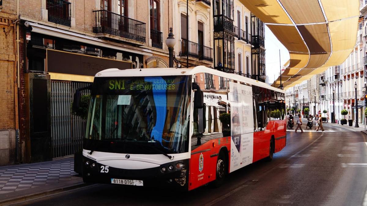 spagna granada trasporto autobus 1 1