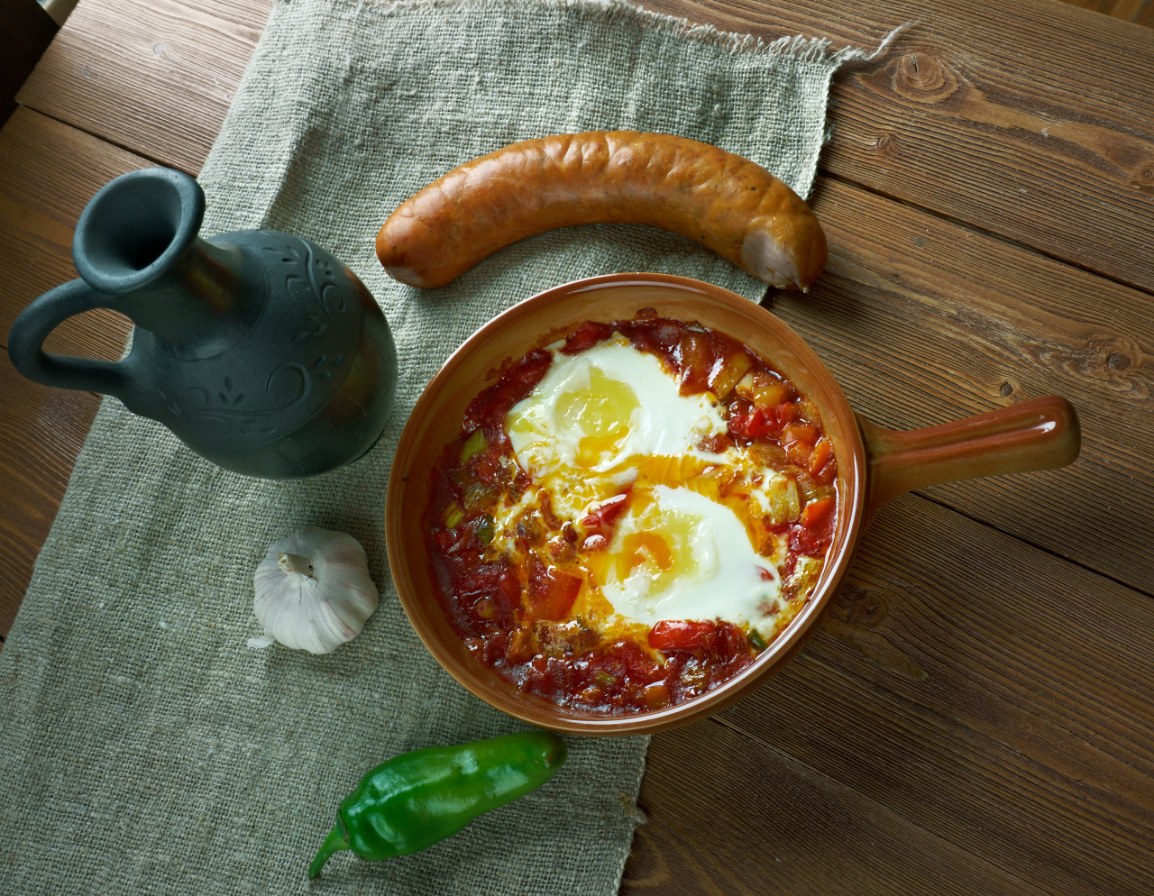 spanish style baked eggs