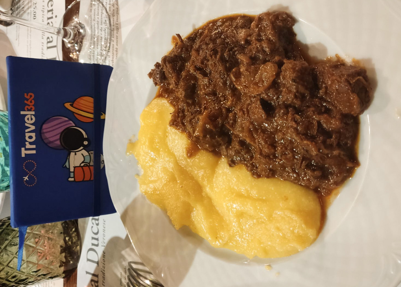 spezzatino di cavallo con polenta