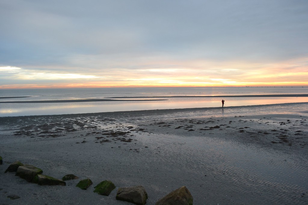 spiaggia al tramonto a grado