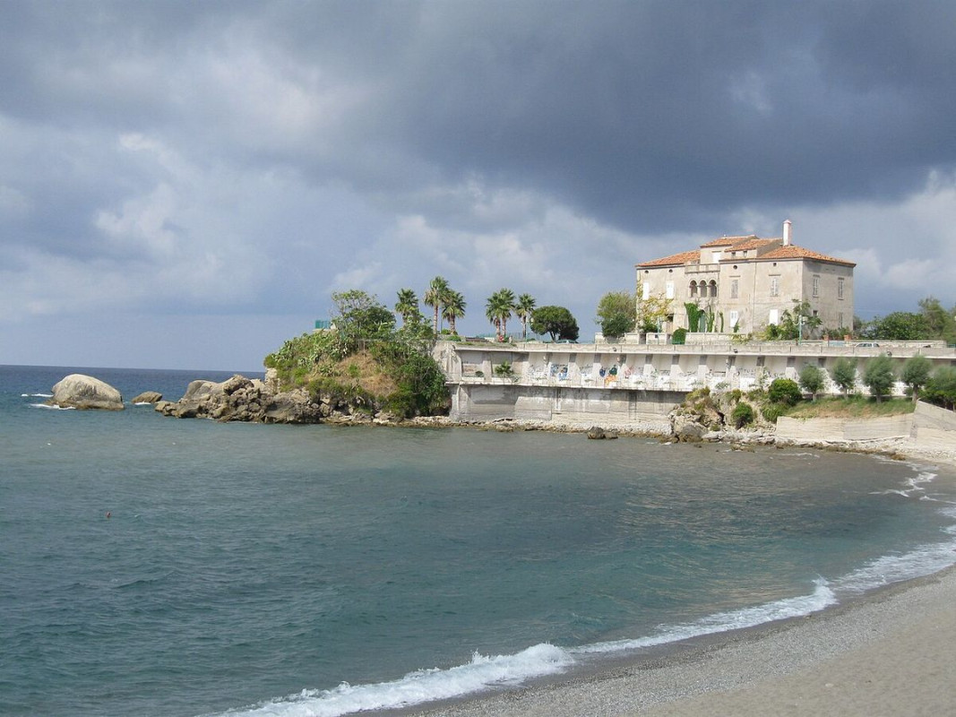 spiaggia belvedere marittimo diamante - foto di rollopack