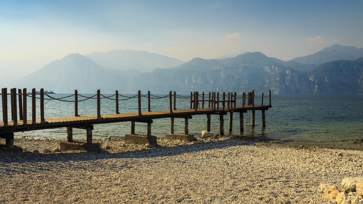 spiaggia desenzano del garda