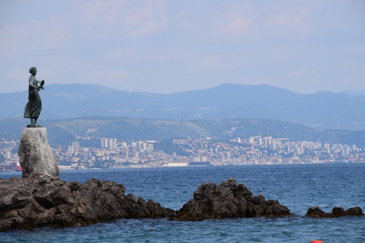 spiaggia di opatija rijeka panorama