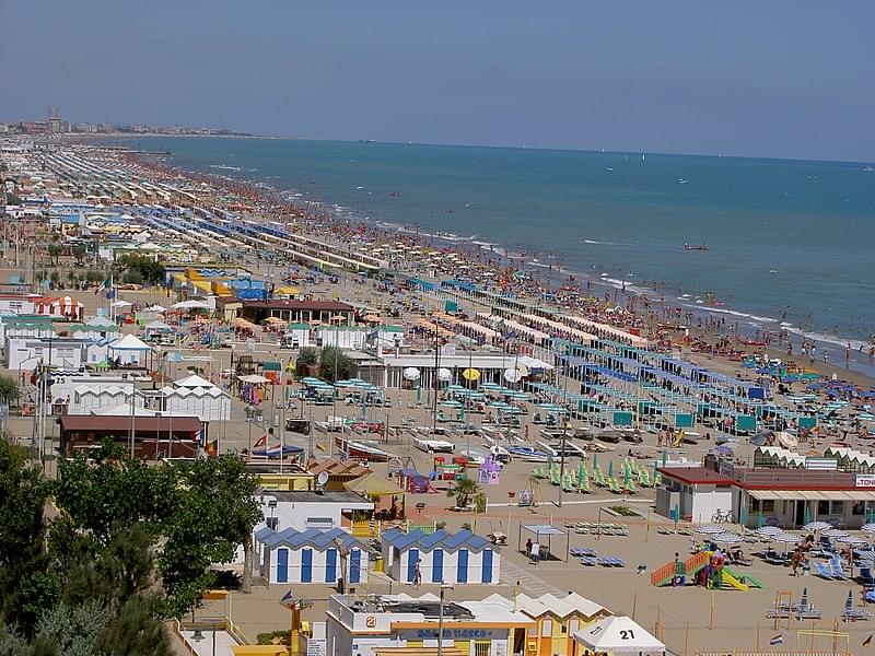 spiaggia di riccione 02