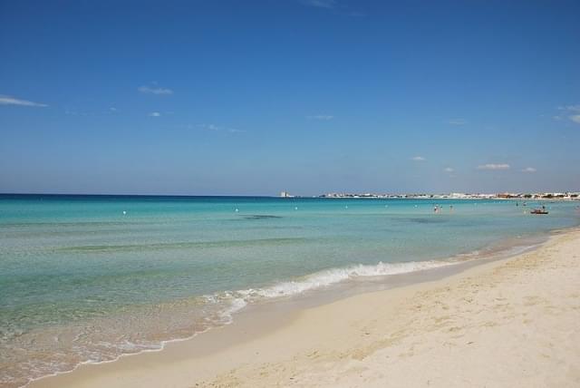 spiaggia di torre lapillo